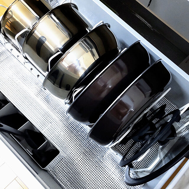 usaoのマーナ-【お取り寄せ】マーナ トライアングリップ シリコーン調理スプーン ブラック K536BK 調理道具 キッチン 雑貨 テーブルの家具・インテリア写真
