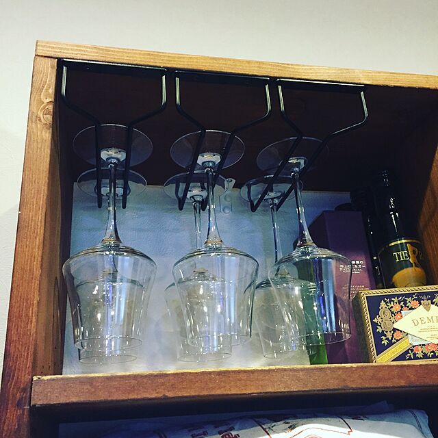 Minamiの-ワイングラス吊り金具 グラスホルダー（グラスラック）【全長 230mm】の家具・インテリア写真