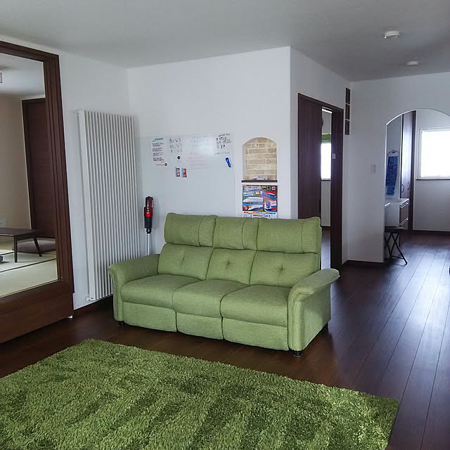 sacharuのニトリ-3人用電動布張りテーブル付リクライニングソファ(ピュール GR) の家具・インテリア写真
