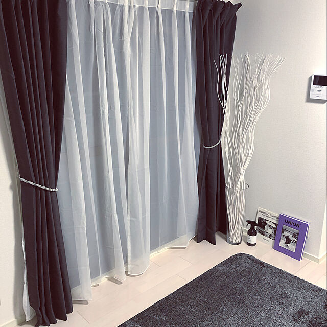 hiroccoのニトリ-遮光1級・防炎・50サイズカーテン(パレット2 ウォームグレー 100X190X2) の家具・インテリア写真