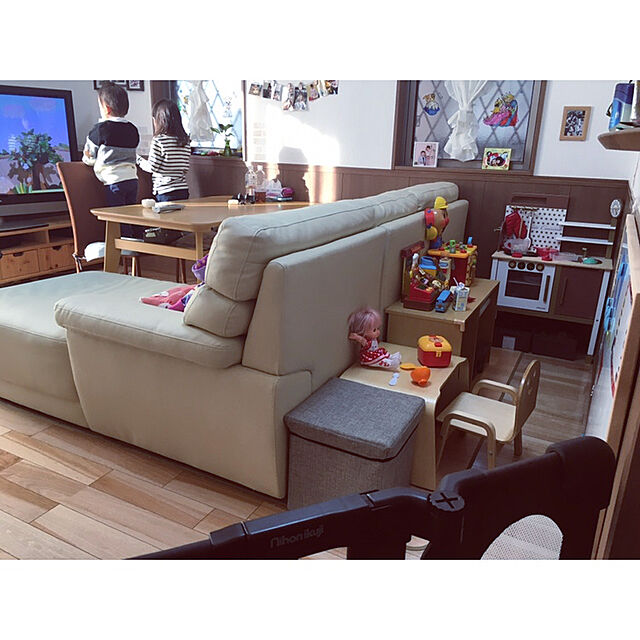 Sakoの-ヤトミ キコリのテーブル(木製テーブル)の家具・インテリア写真