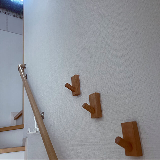 ryu23naのlohaseek-キズナシリーズ 北欧っぽい 壁掛けフック 『 壁 傷つけない 』 ナチュラル 4個セットの家具・インテリア写真