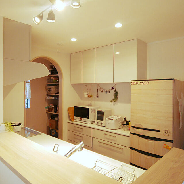 Mamiのラドンナ-K-TS1-AW(ASH WHITE) Toffy オーブントースター 900Wの家具・インテリア写真