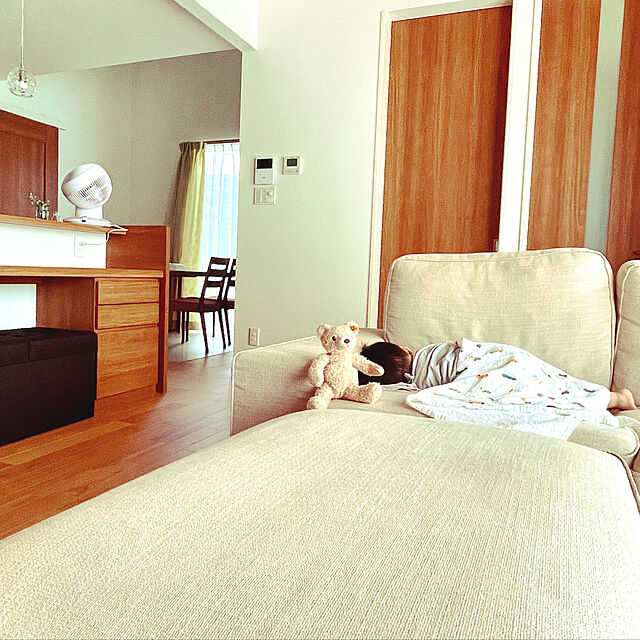 ayyuのイケア-KIVIK シーヴィク オットマン 収納付きの家具・インテリア写真