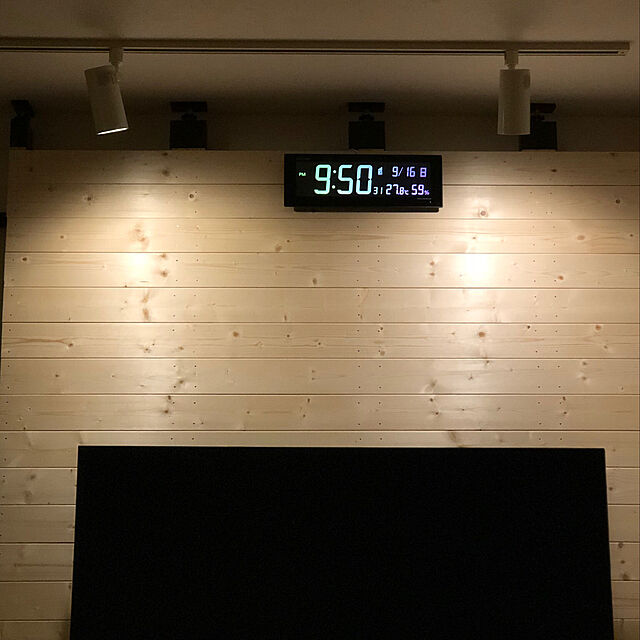 kenjinのリズム-リズム(RHYTHM) 大型 掛け時計 電波時計 デジタル カラー グラデーション LED 365色 表示 黒 Iroria G 8RZ184SR02の家具・インテリア写真