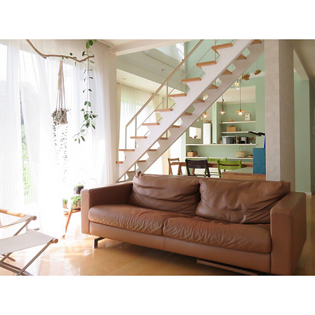 shinoの藤栄-ニーチェアXオットマン　折り畳み式　新居猛デザイン　完成品　3年間品質保証付きの家具・インテリア写真