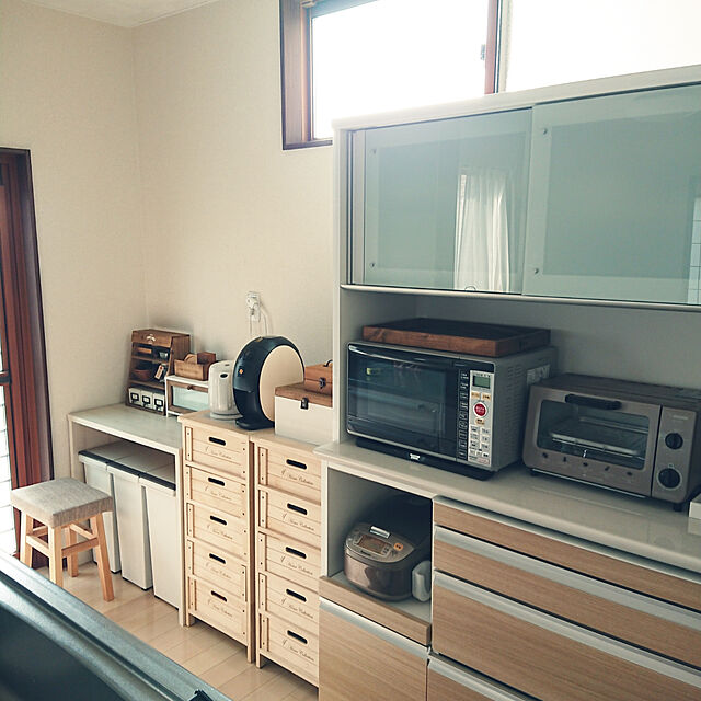 manamamの-キャスター付きワンプッシュでオープンする角型スリムゴミ箱の家具・インテリア写真