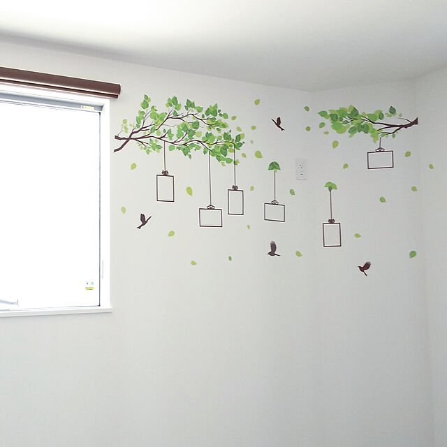 RuRuの-ウォールステッカー フォトフレーム 木 植物 葉 お洒落  壁紙 剥がせる 装飾 飾りつけ インテリアシールの家具・インテリア写真