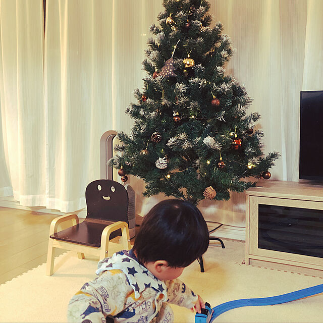 dingqin2046のUbetter-クリスマスツリー 150cm オリジナルツリー 松かさスノータイプ ヌードツリー グリーン 組み立て式 北欧タイプの家具・インテリア写真