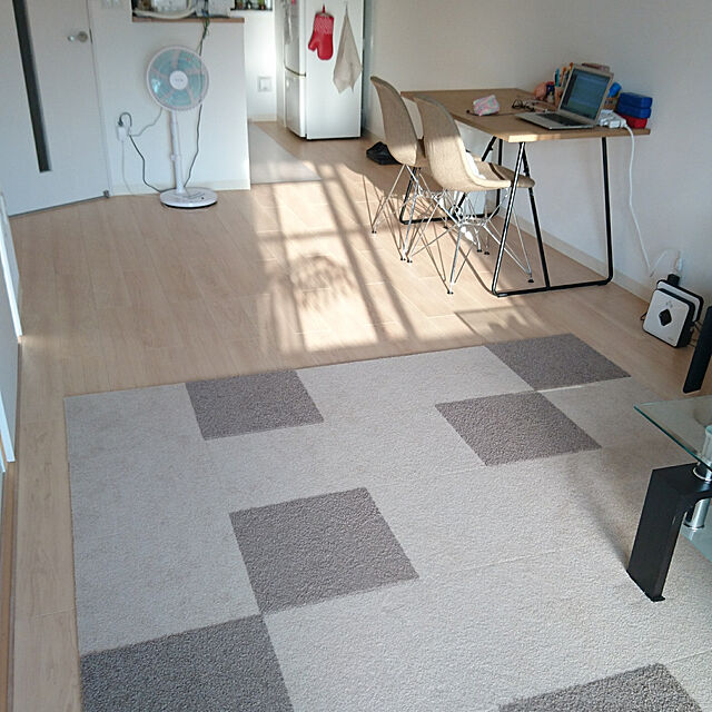 rakkoの-洗えるタイルカーペット　東リ　ファブリックフロア　アタック550ノマギー　【防音】【洗える】【床暖対応】の家具・インテリア写真