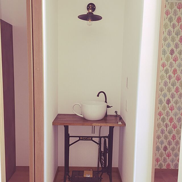aaaaa-のインクコーポレーション-コーヒーカップ型の洗面ボウル 排水栓付属 の家具・インテリア写真