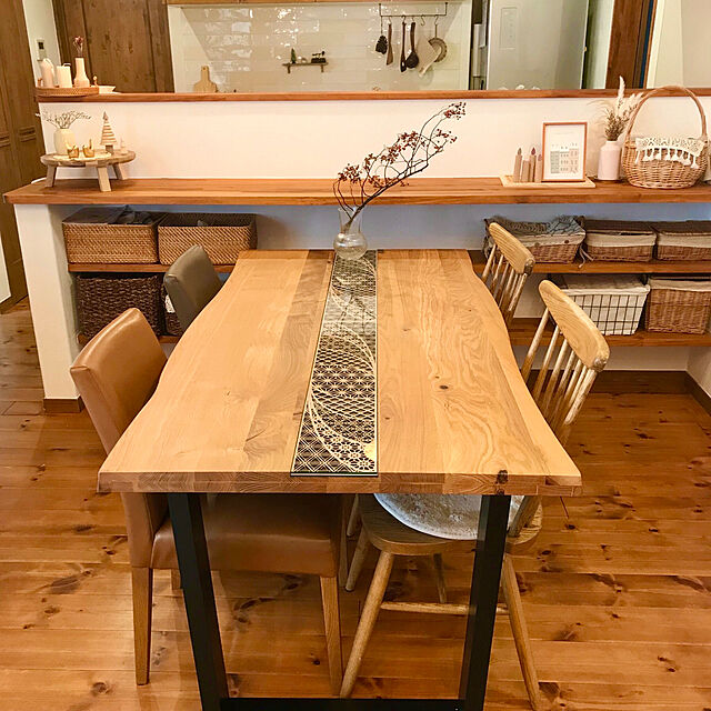 nihiのKAGUCOCO-テーブル単品 天然木 無垢 アーチザン Artisan 幅160/180/210cm オーク 組子風 テーブルのみ 一枚板風 耳付き ダイニングの家具・インテリア写真
