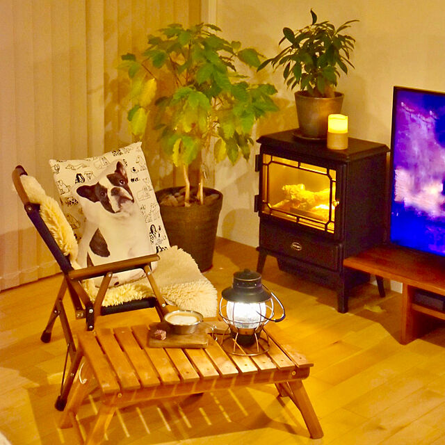 mikigumaの-ベアボーンズ リビング BAREBONES LIVING レイルロードランタンLED ランタン ライト ランプ アウトドア キャンプ 調光 調光機能 充電式 LED おしゃれ キャンプ アンティーク アンティークブロンズ RAILROAD LANTERNの家具・インテリア写真
