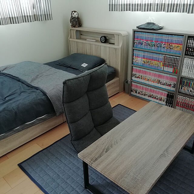 mikaのニトリ-アンティーク調木目ベッドフレーム(S LGY 引出し有) の家具・インテリア写真