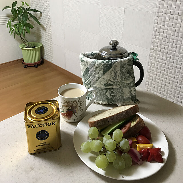mizucchiのエスビー食品-FAUCHON 紅茶フォションダージリン(缶入り) 125gの家具・インテリア写真