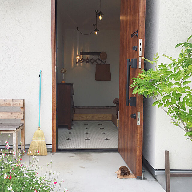 akoehonの藤栄-【ドイツ REDECKER社】 ソルガムのほうき（Mサイズ） ミントブルーの家具・インテリア写真