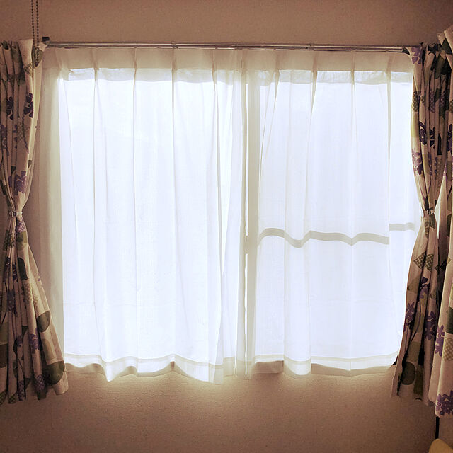 lalaのニトリ-ミラー・花粉キャッチレースカーテン(キャッチCグリップ 100X133X2) の家具・インテリア写真