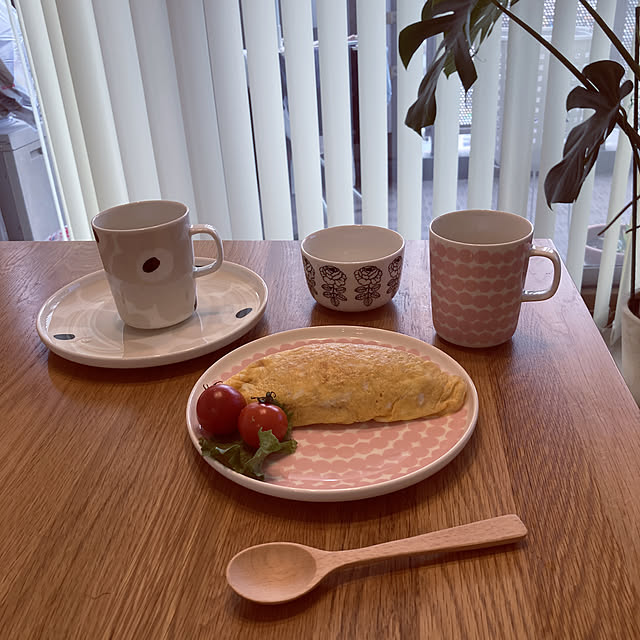 ♡マリメッコプレート 20cm マンシッカウニッコベージュピンク北欧