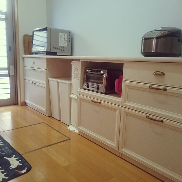 ikの-【除】【送料無料】キッチンカウンター（下台のみ）K-600C（引出し3段タイプ）RWH(ロイヤルホワイト)・カービーの2色から選択ナチュリラ（Naturila）　ユーアイの家具・インテリア写真