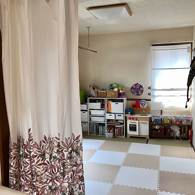 gurupanhiyokoのイケア-RINGBLOMMA リングブロマ ローマンブラインドの家具・インテリア写真