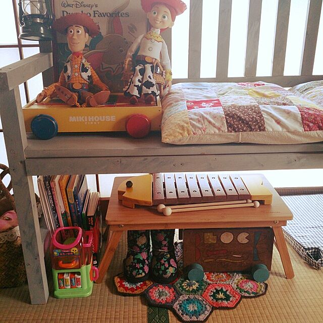amifuuの学研プラス-あかあかくろくろ (いっしょにあそぼ) 0~2歳児向け 絵本の家具・インテリア写真