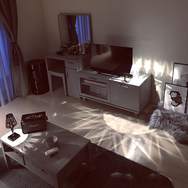 snugの-ふわふわリビングラグ　130×185　　ギャラリー　ブラック　防音：ΔLL(I)-6の家具・インテリア写真