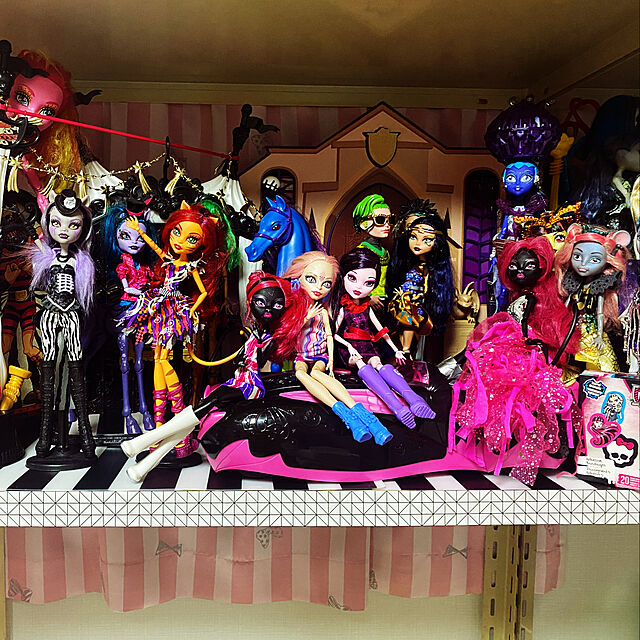 369mamaの-モンスターハイ 人形 ドール フィギュア Monster High Boo York, Boo York Gala Ghoulfriends Luna Mothews Dollの家具・インテリア写真