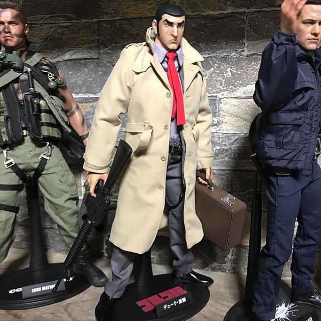 ayualohaのホットトイズ(Hot Toys)-ムービー・マスターピース コマンドー ジョン・メイトリックス 1/6スケール プラスチック製 塗装済み可動フィギュア (2次出荷分)の家具・インテリア写真