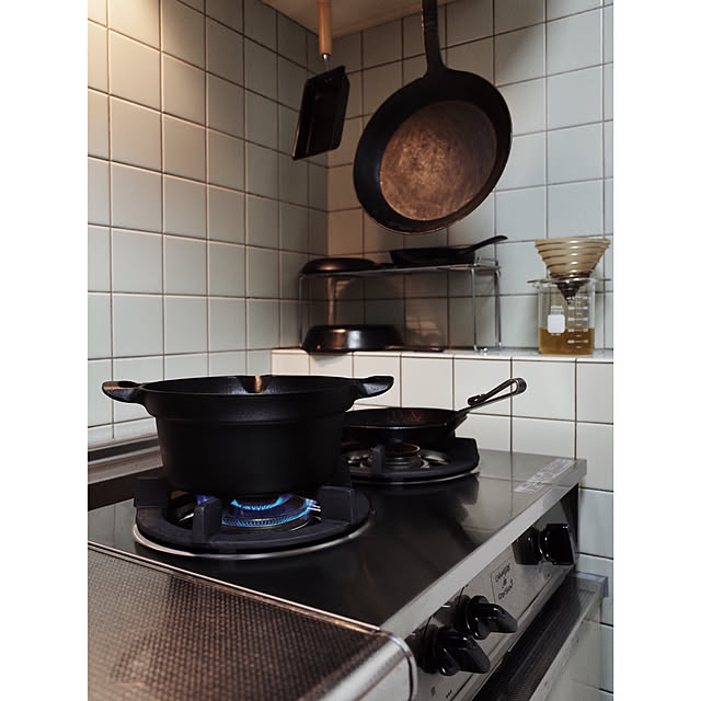 Tomoeの-[turk/ターク]鉄製フライパン28cm(ベントハンドルタイプ)ロースト用/POTブラシ付属正規品[ドイツ製 調理器具 キッチン用品]の家具・インテリア写真