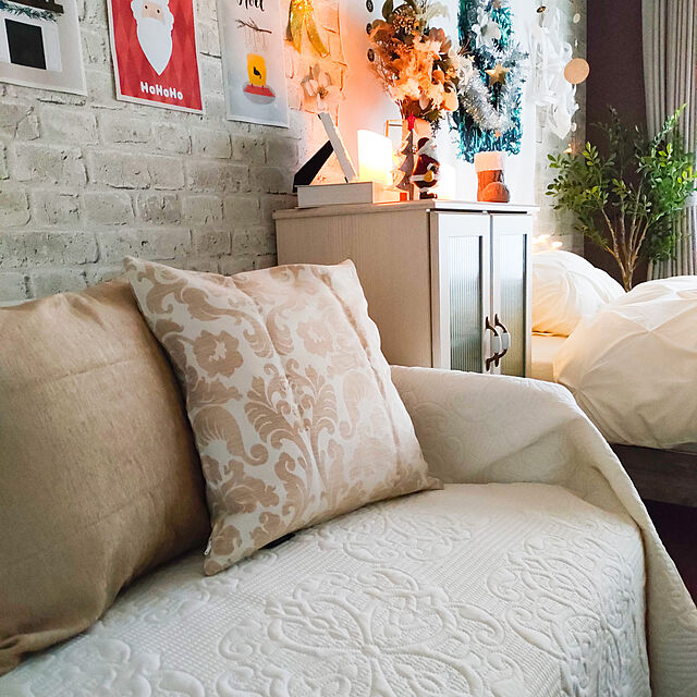 MerryNightの小栗-メリーナイト　ダマスク柄　クッションカバー　デコ　グレーの家具・インテリア写真