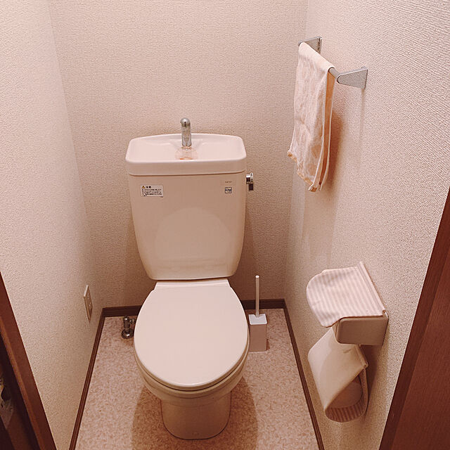 Kumiのニトリ-トイレブラシケース付き(WH) の家具・インテリア写真