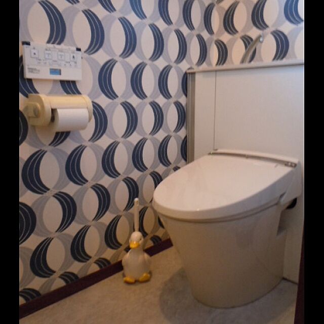 8nocoのサンアート-サンアート かわいい雑貨 「 ラブリー陶器 」 アヒルのトイレブラシ立て トイレブラシ付 幅12.5cm 白 SAN812の家具・インテリア写真