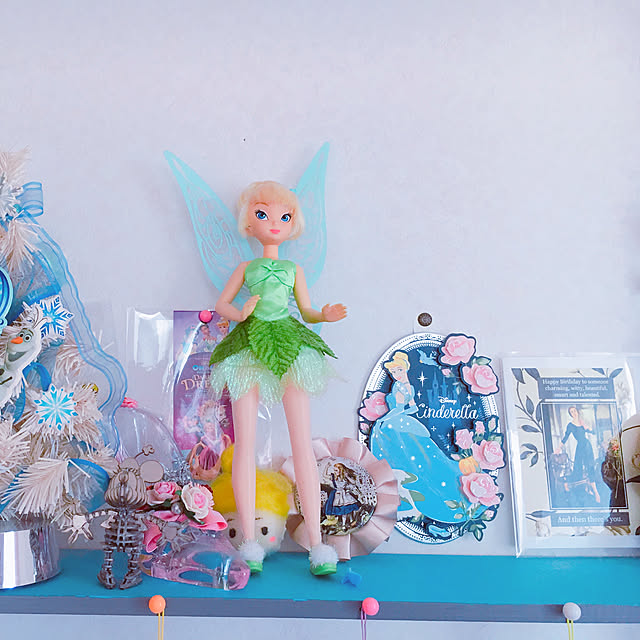 EmiのDisney-Disneys Fairies and Peter Pans Tinker Bell with Wings that Flutter - New for 2015 by Disneyの家具・インテリア写真