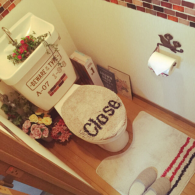 monaka.のニトリ-O・U型共通洋式トイレ2点セット(クローゼ) の家具・インテリア写真