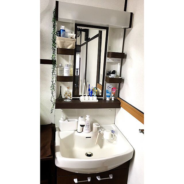Natsuの-シャワー混合水栓 洗面化粧台 600mmタイプ LK3611KUW10+M601SBH アサヒ衛陶の家具・インテリア写真