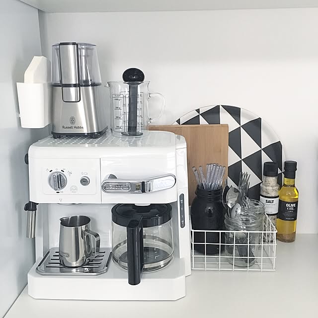 a.organizeのデロンギ・ジャパン-デロンギ コンビコーヒーメーカー  ホワイト BCO410J-W DeLonghi エスプレッソ カプチーノドリップコーヒーの家具・インテリア写真