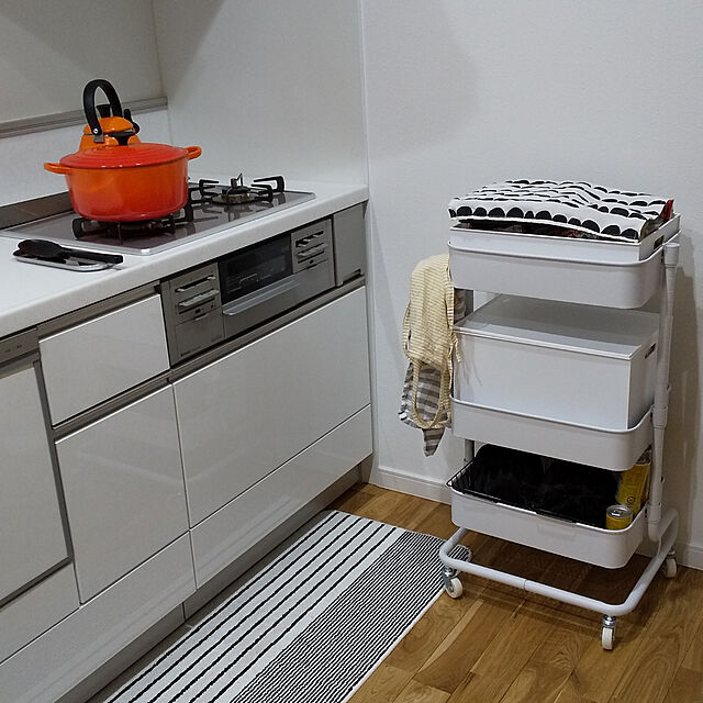 makoのニトリ-キッチン用フロアマット(ストラ BR 45x240) の家具・インテリア写真