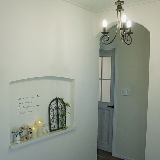 melodyのポッシュリビング-アイアン ウォールウインドウ ハート 壁飾り 壁掛け ウォールデコレーション オブジェ レトロ アンティーク風 インテリア雑貨の家具・インテリア写真