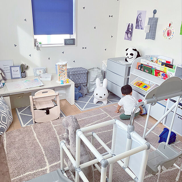 Mamiyの大和屋-yamatoya アーチ木製ローチェア3 NA LB WH 折りたためるベビーチェア arch 大和屋の家具・インテリア写真