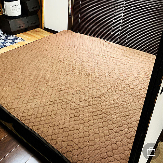 Natsuの-吸水速乾敷きパッド　ワイドキング（ミニファミリー）　200×205cm　一年中快適に使えます敷きパット/敷パッド/敷パット/ベッドパッド/ベッドパット/ベットパッド/ベットパット ファミリー布団 ファミリーサイズ シーツの家具・インテリア写真
