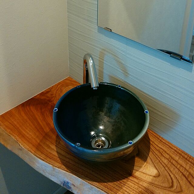 oksumiの-陶器と琉球ガラスの洗面ボウル おしゃれ NO-14 シンプル[洗面鉢][洗面ボール][洗面ボウル][洗面器][手洗い鉢][手洗いボール][手洗いボウル][手洗い器]グラデーションの家具・インテリア写真
