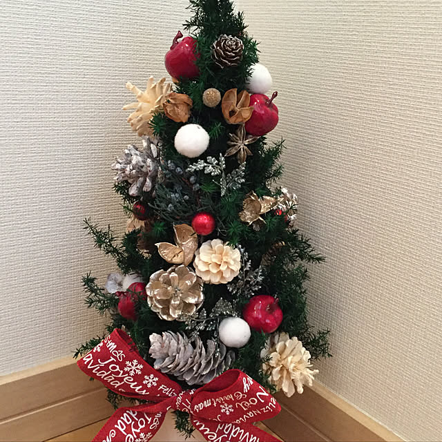 kiyotanのノーブランド品-クリスマス　クリスマスツリーの飾り　オー​​ナメント　ぶら下げ　松かさ　松ぼっくり　装飾用　4cm　18個　2色選べる - ゴールドの家具・インテリア写真