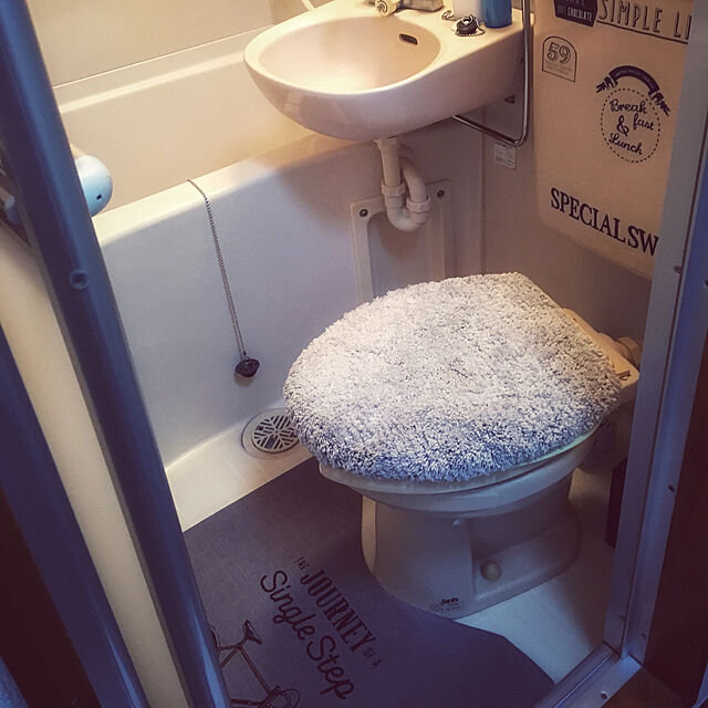 Sueのニトリ-拭けるトイレマット(バイシクル) の家具・インテリア写真