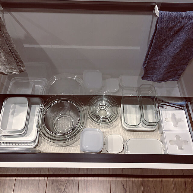 YamaのAGCテクノグラス-イワキ 保存容器 パック&レンジ 角型 7点セット ホワイトの家具・インテリア写真