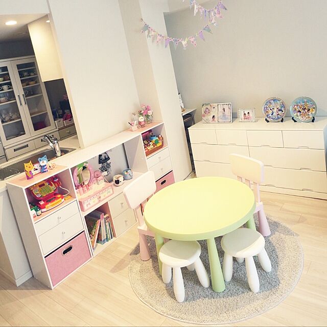 rie-rieのイケア-IKEA(イケア) MAMMUT 子供用テーブル 室内/屋外用 ライトグリーン c80267571の家具・インテリア写真