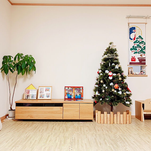 kumakoの-クリスマスツリー 150cm ヌードツリー もみの木 単品 おしゃれ 北欧 松ぼっくり付き【オーナメント LED ライト 飾り なし】の家具・インテリア写真