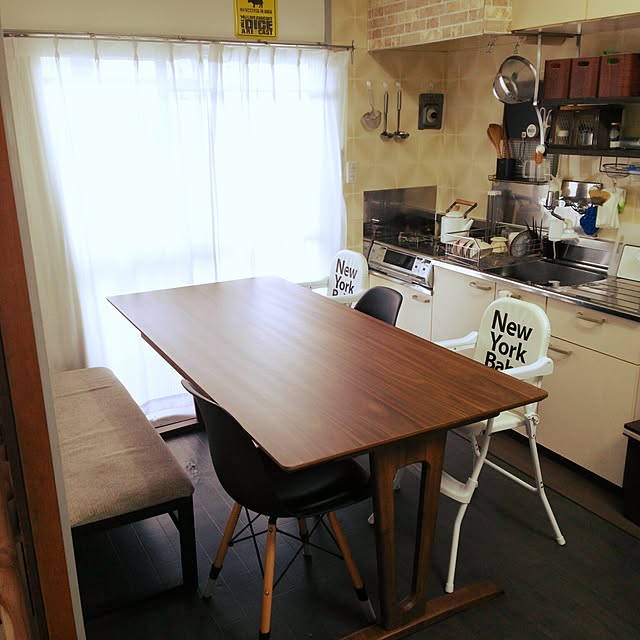 HAZUKIの-双脚の引出し付きダイニングテーブル（BELLE MAISON DAYS）の家具・インテリア写真