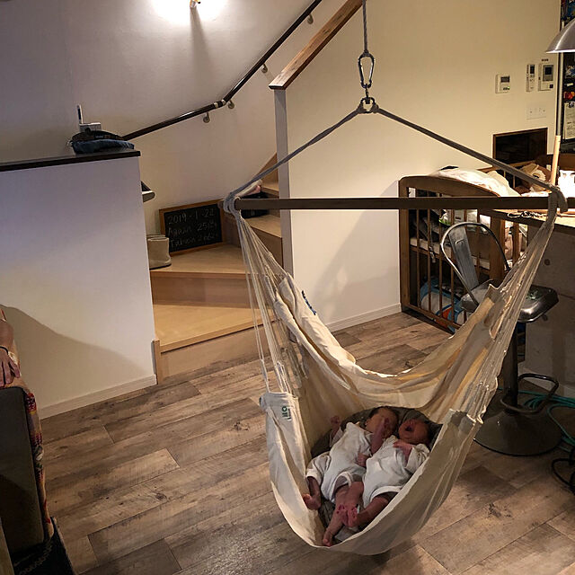 Yuの-ハンモックチェア ベーシック La Siesta ラシエスタ 室内 吊り下げの家具・インテリア写真