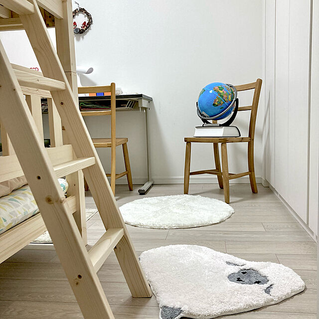haraのオカ-乾度良好（かんどりょうこう）ムーンバスマット 約70cm×70cm（吸水 速乾）の家具・インテリア写真