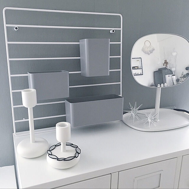 amipamaの-Flip Mirror(フリップ・ミラー）ホワイト normann COPENHAGEN(ノーマンコペンハーゲン)卓上ミラー【送料無料】【RCP】の家具・インテリア写真